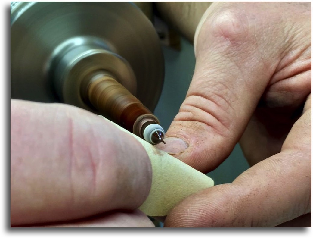 AustralianBurls.com Tips - Finials ©Jim Syvertsen